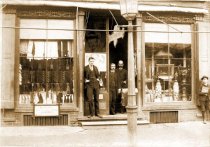 TT Wall store, 147 North Loudoun